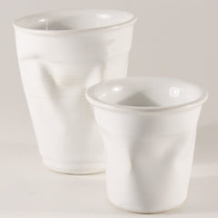 Crumple cup